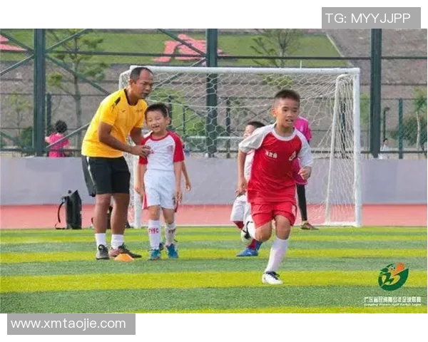 欧洲主流足球联赛俱乐部年轻球员培养体系与可持续发展研究