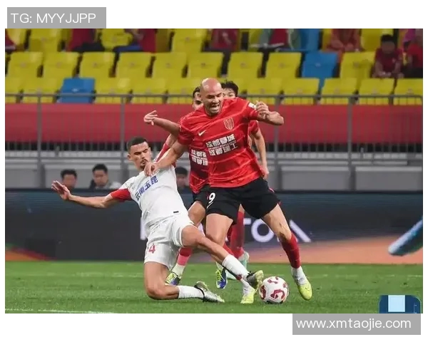 球队年度大片拍摄幕后揭秘 制作水准堪比国际大作 力度与细节并重 球队年度大片拍摄幕后揭秘 制作水准堪比国际大作 力度与细节并重