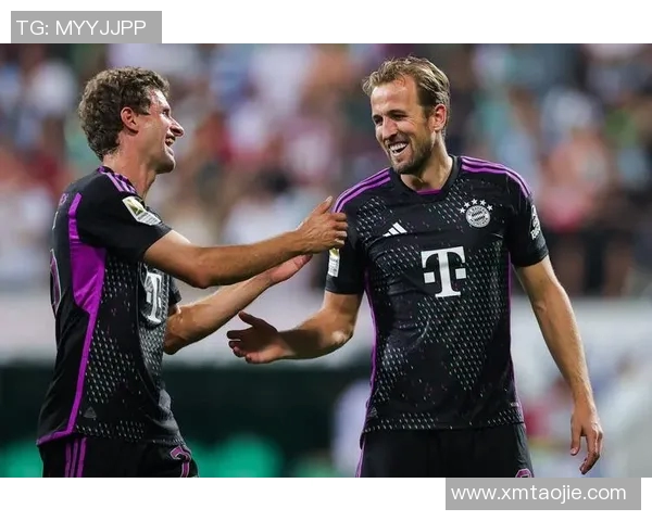 五大联赛明星绯闻曝光引热议 球场内外情感纠葛再掀波澜