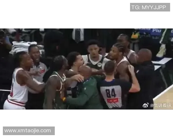 冲突升级!字母哥与教练发生激烈争执 冲突升级!字母哥与教练发生激烈争执